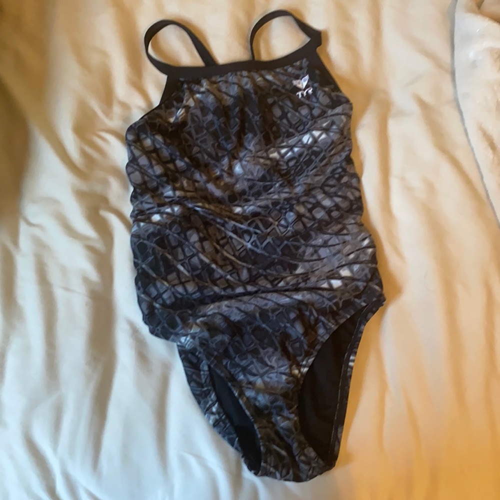 TYR one piece